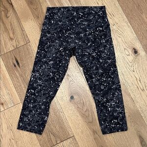 lululemon athletica Black & Gray Speckled Align Leggings